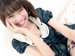 DXLIVE�̗L���`���b�g�ɏo�����Ă���AYUxRI3