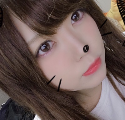 DXLIVE�̗L���`���b�g�ɏo�����Ă���xEruErux����2