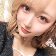 dxliveのチャットレディpoyuinaoqサムネ