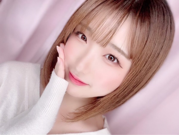 dxliveのチャットレディxymomoyxちゃんその1